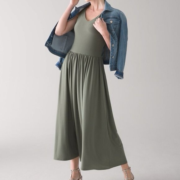 White House Black Market Sage Green Jersey Matte Sleeveless Fit & Flare Dress M - Picture 1 of 7